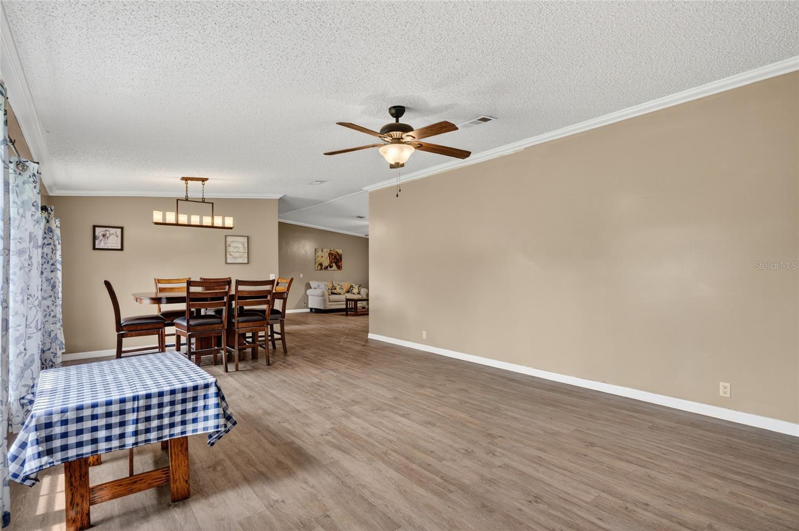6190 WINNING WOOD TRAIL