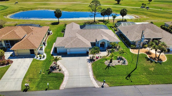 22 MEDALIST CT, ROTONDA WEST, FL 33947 - Image 7726b86af3668846a3ec00e35495dea0/1193812074