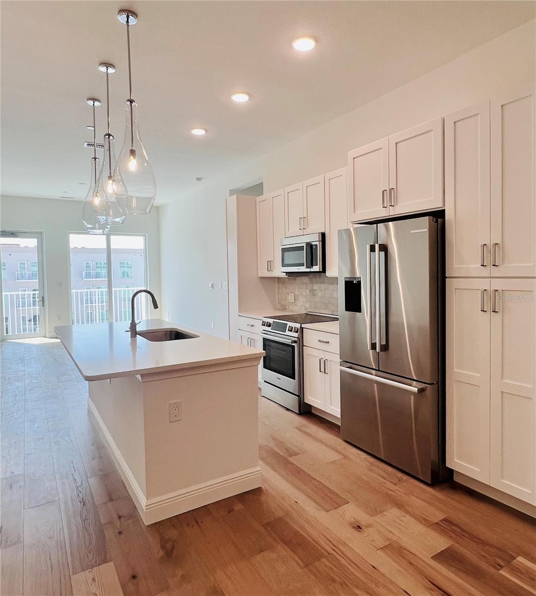600 3RD AVENUE S 503