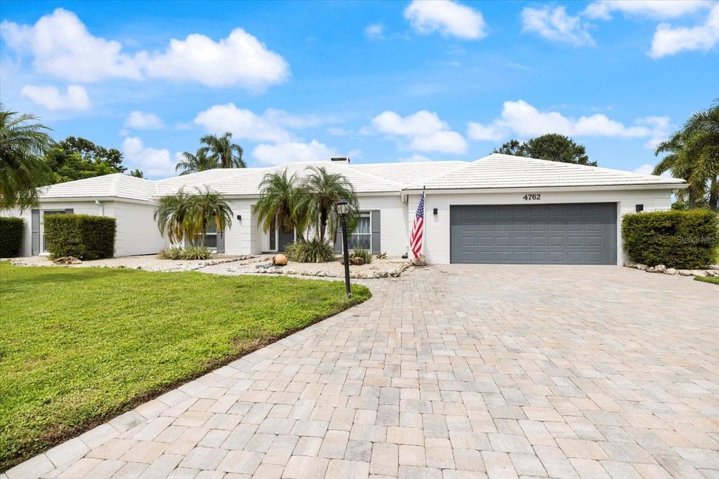 Photo of 4762 Meredith Lane, Sarasota, FL 34241 (MLS # A4664889)