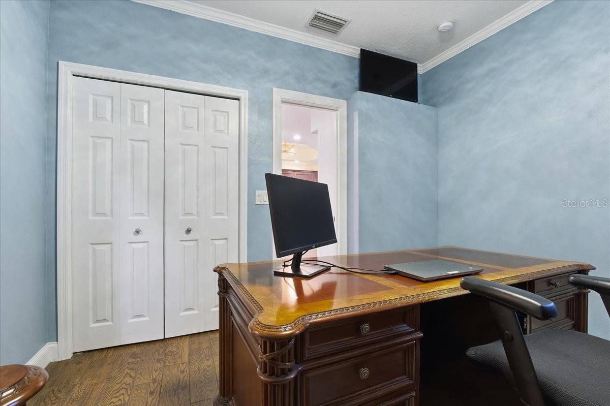 WELLINGTON PLACE TWNHS COMMUNITY - Residential