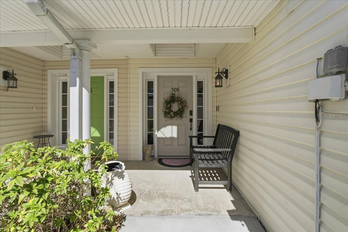 WELLINGTON PLACE TWNHS COMMUNITY - Residential