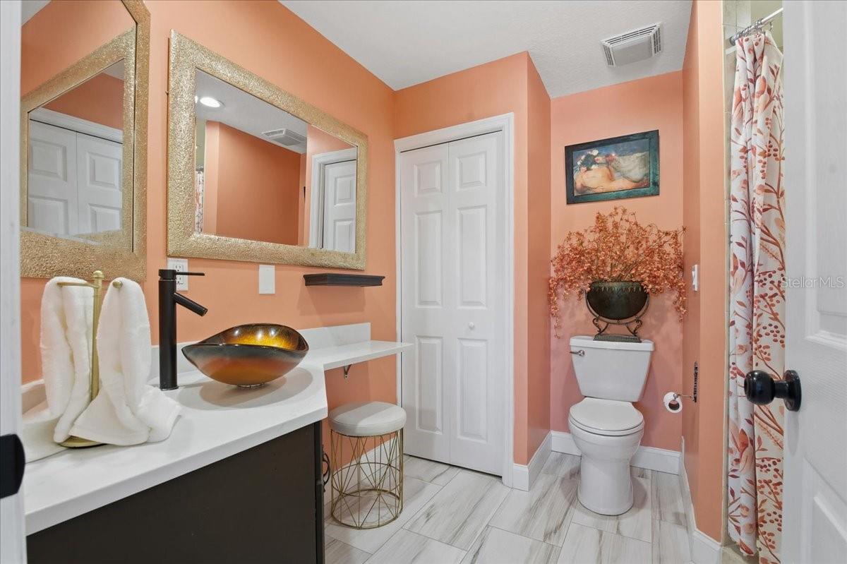 WELLINGTON PLACE TWNHS COMMUNITY - Residential