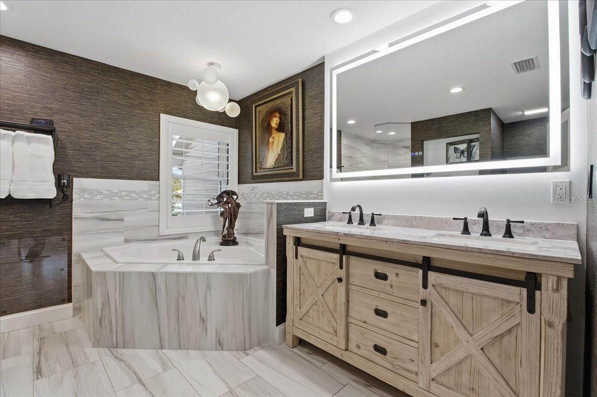 WELLINGTON PLACE TWNHS COMMUNITY - Residential