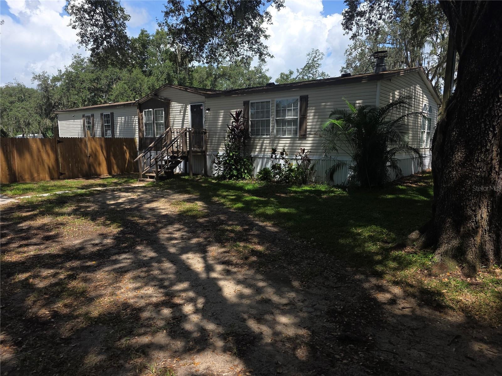 1020 BRINWOOD DRIVE