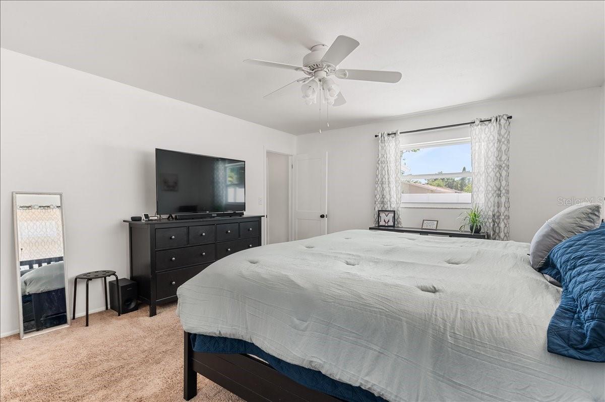 PINE LAKES - Residential