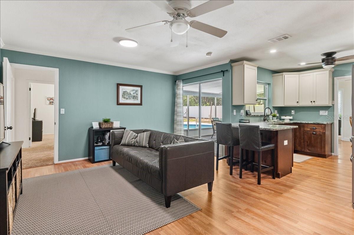 PINE LAKES - Residential