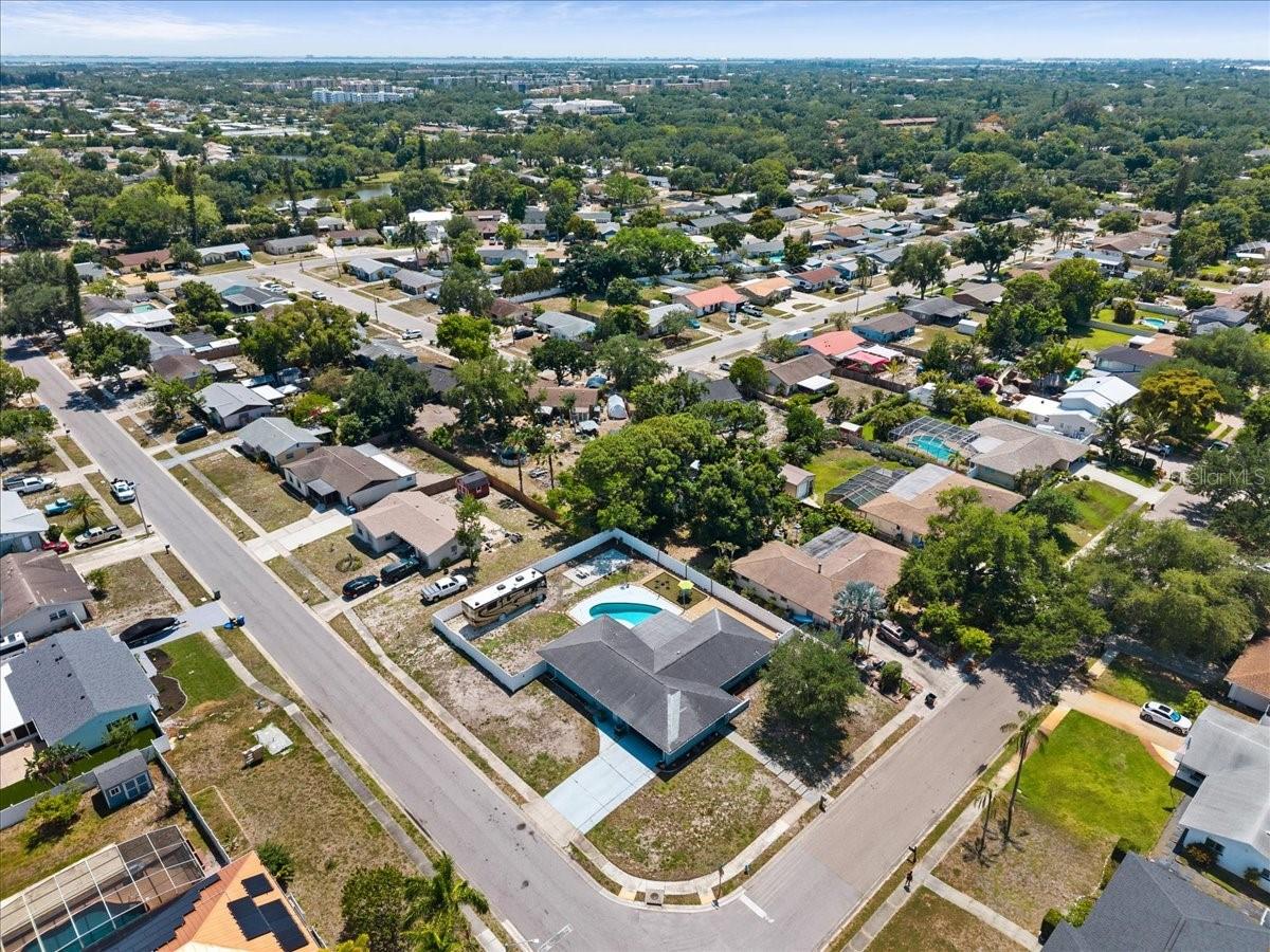 PINE LAKES - Residential