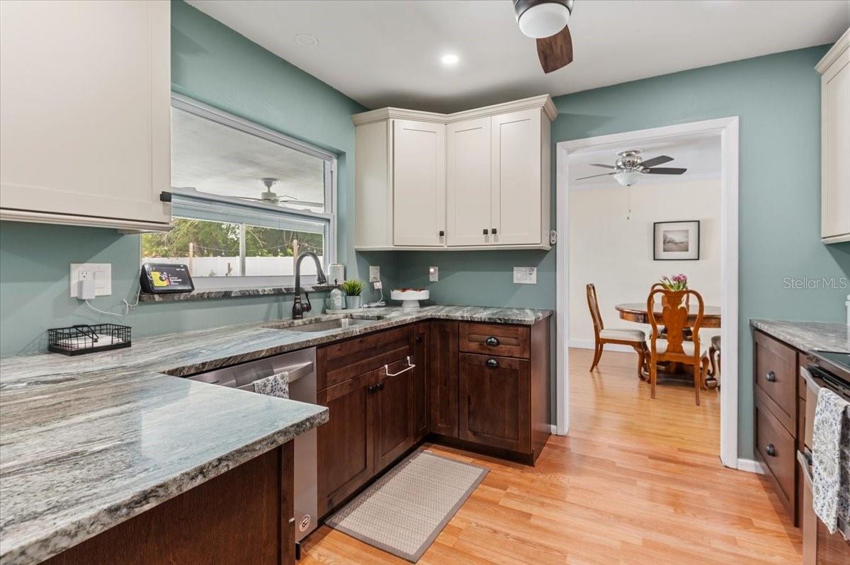 PINE LAKES - Residential