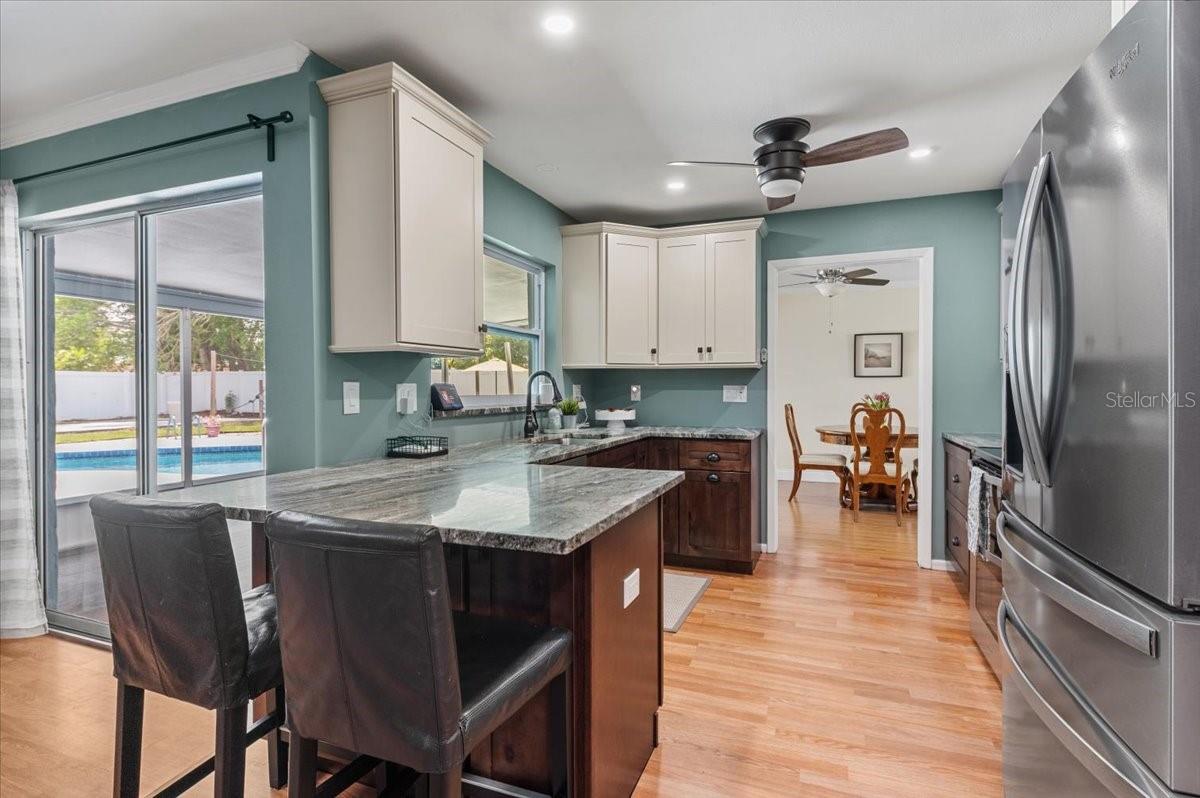 PINE LAKES - Residential