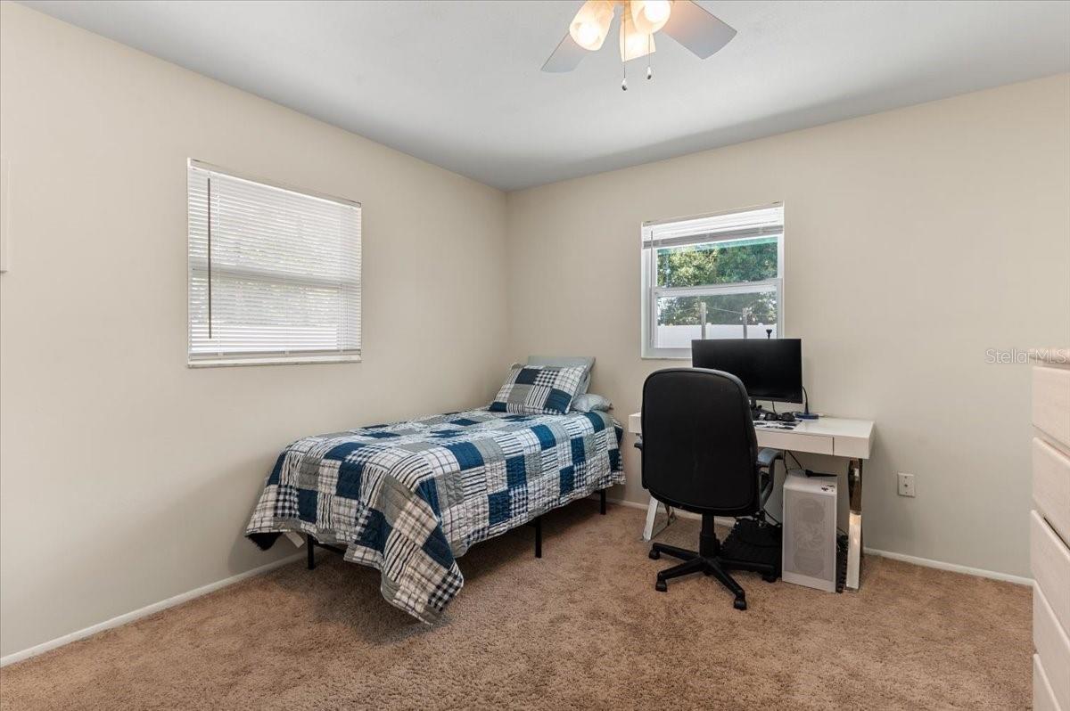 PINE LAKES - Residential