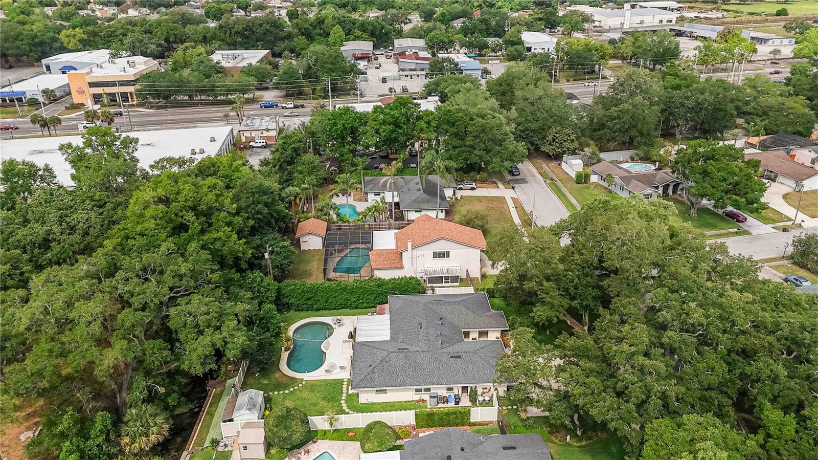 RIVER OAKS - Residential