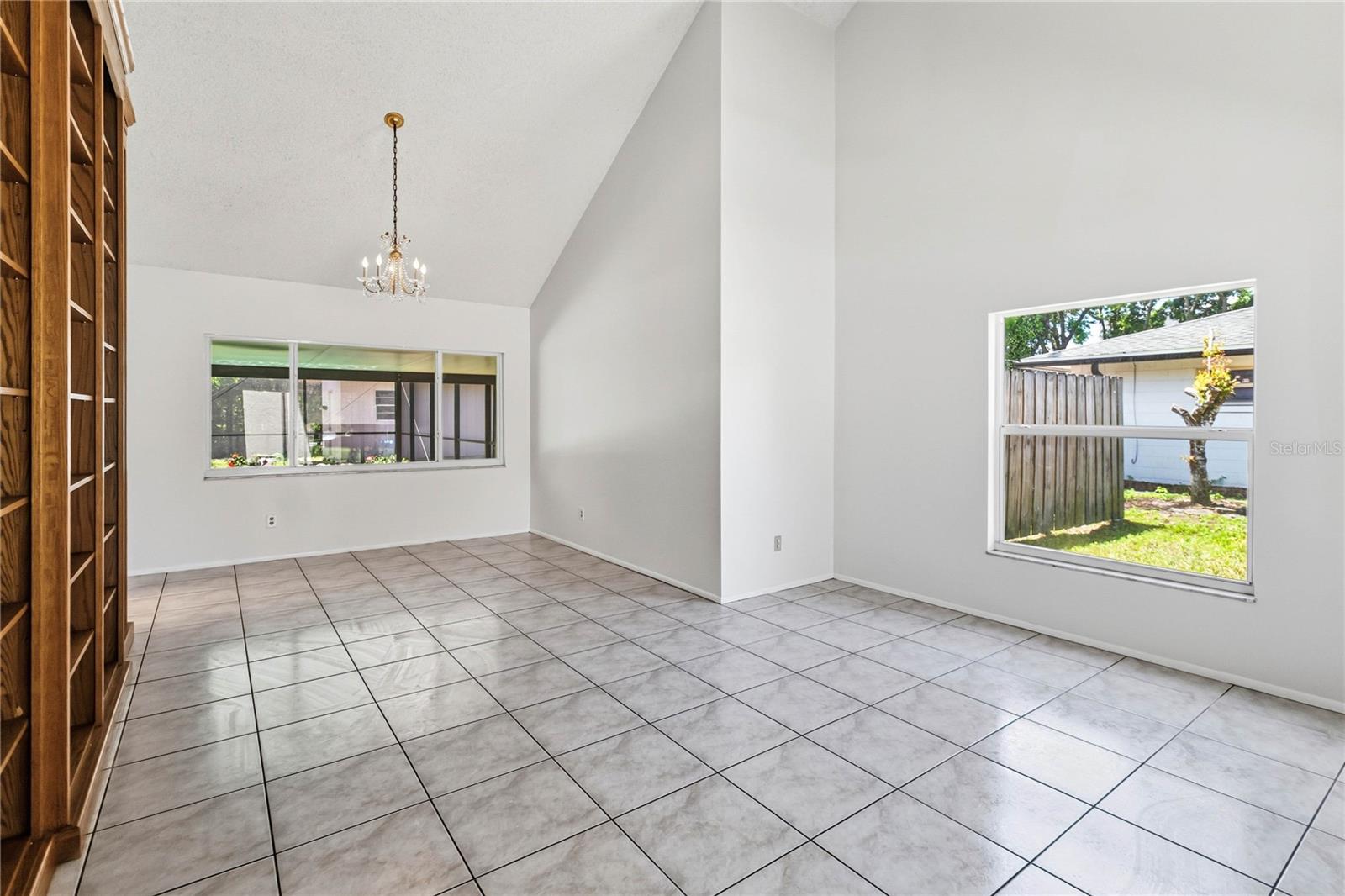 RIVER OAKS - Residential