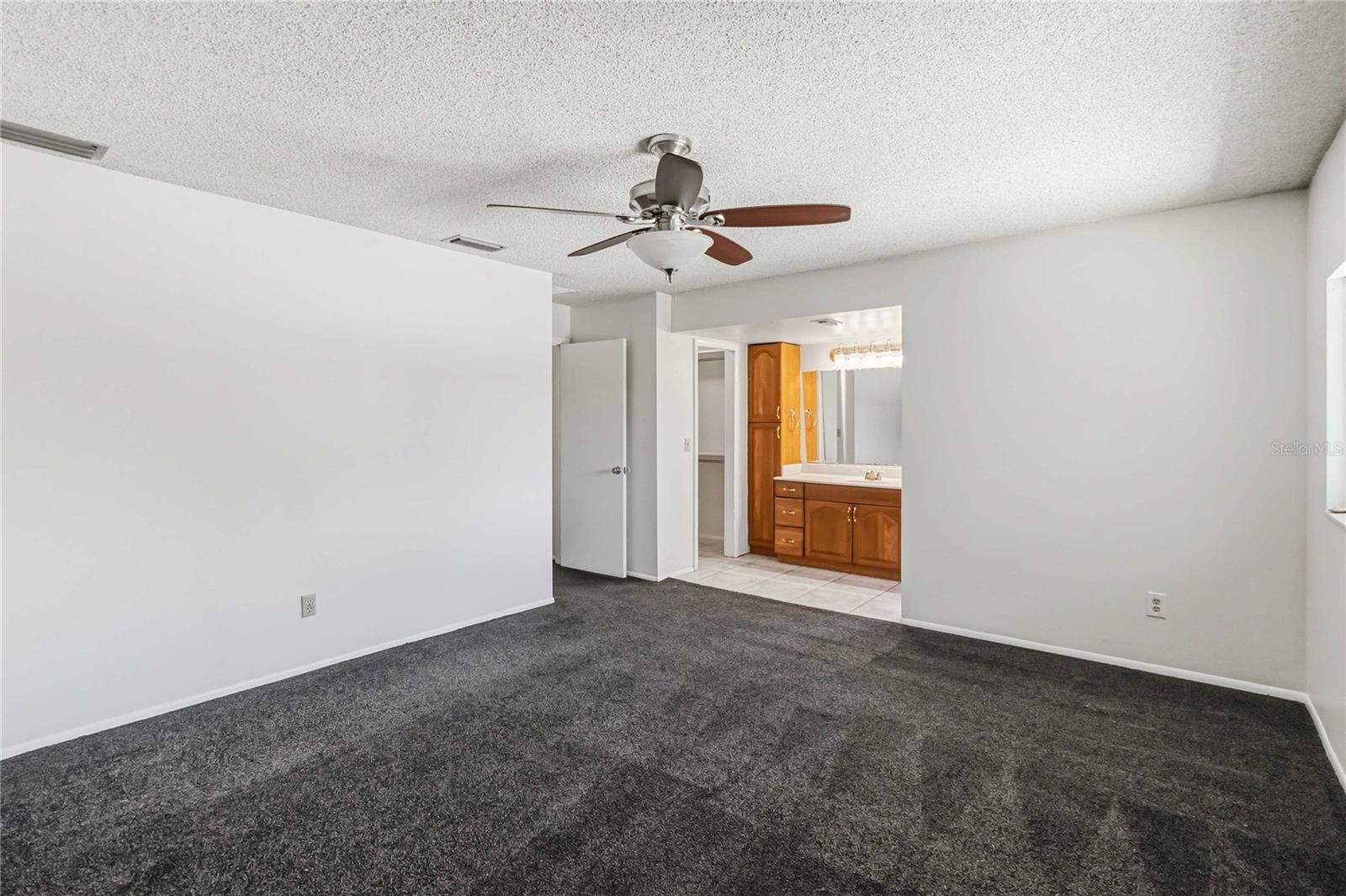 RIVER OAKS - Residential