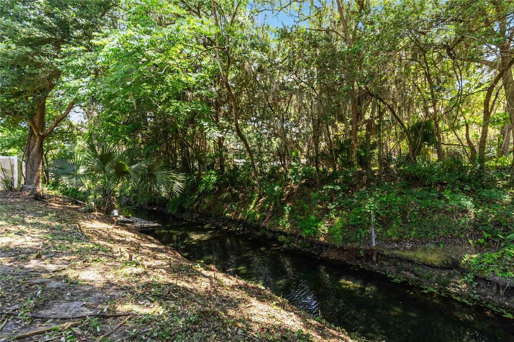 Photo of 332 Harbour Island Road, Orlando, FL 32809 (MLS # O6393576)