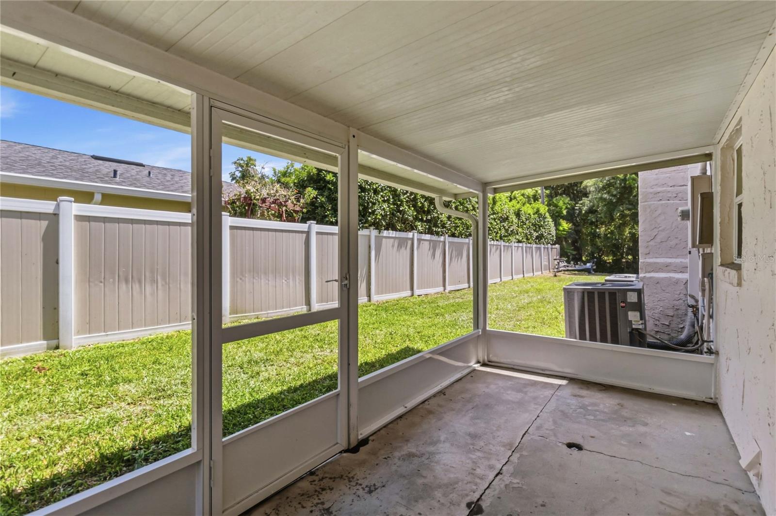 RIVER OAKS - Residential