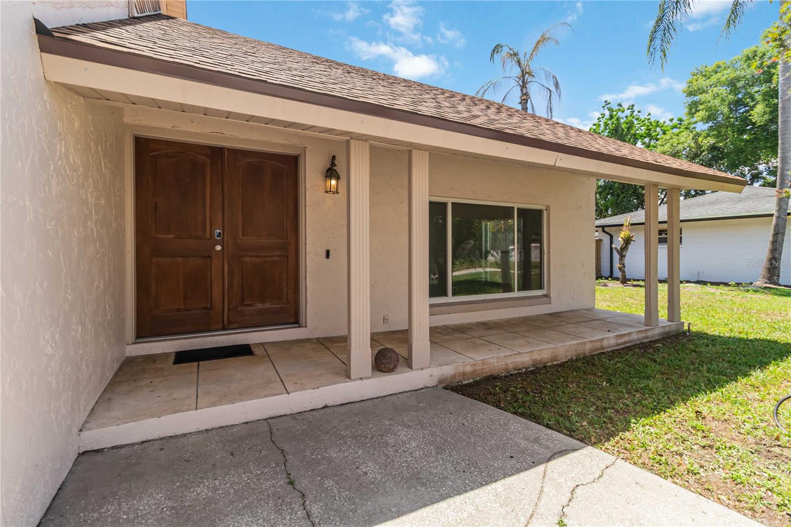 RIVER OAKS - Residential