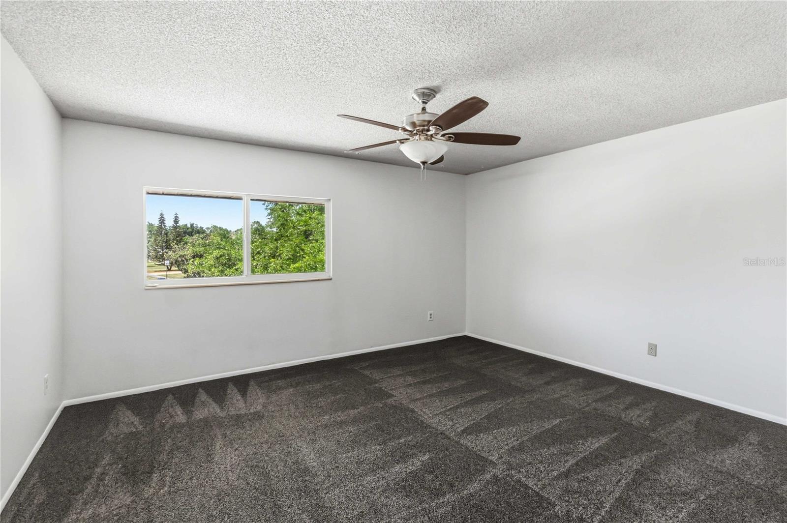 RIVER OAKS - Residential