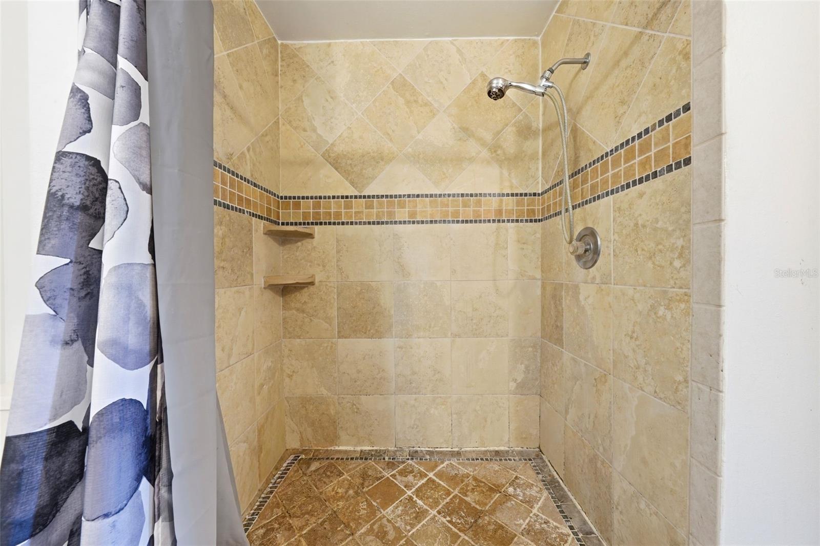 BRYN MAWR - Residential