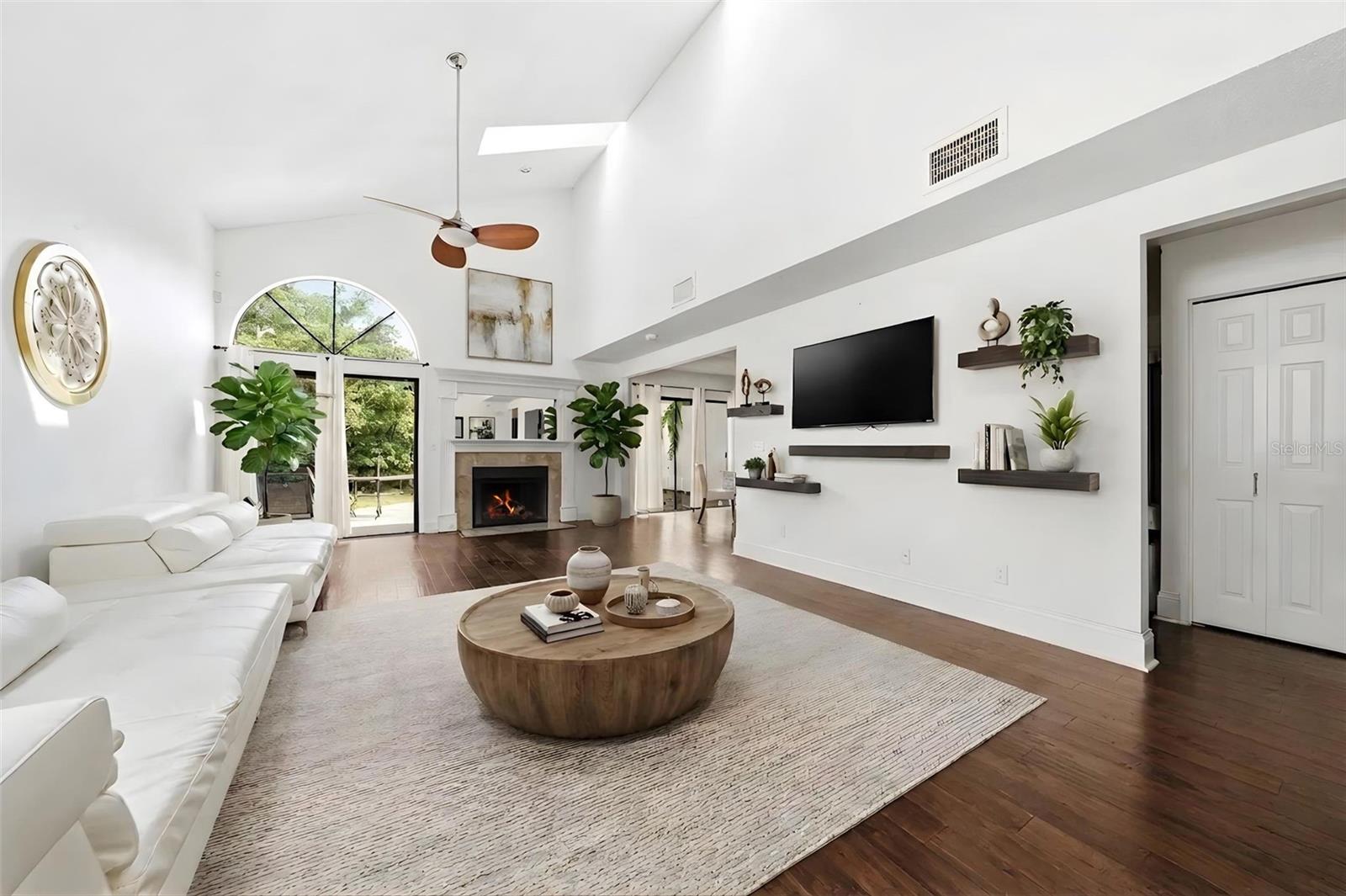 BRYN MAWR - Residential