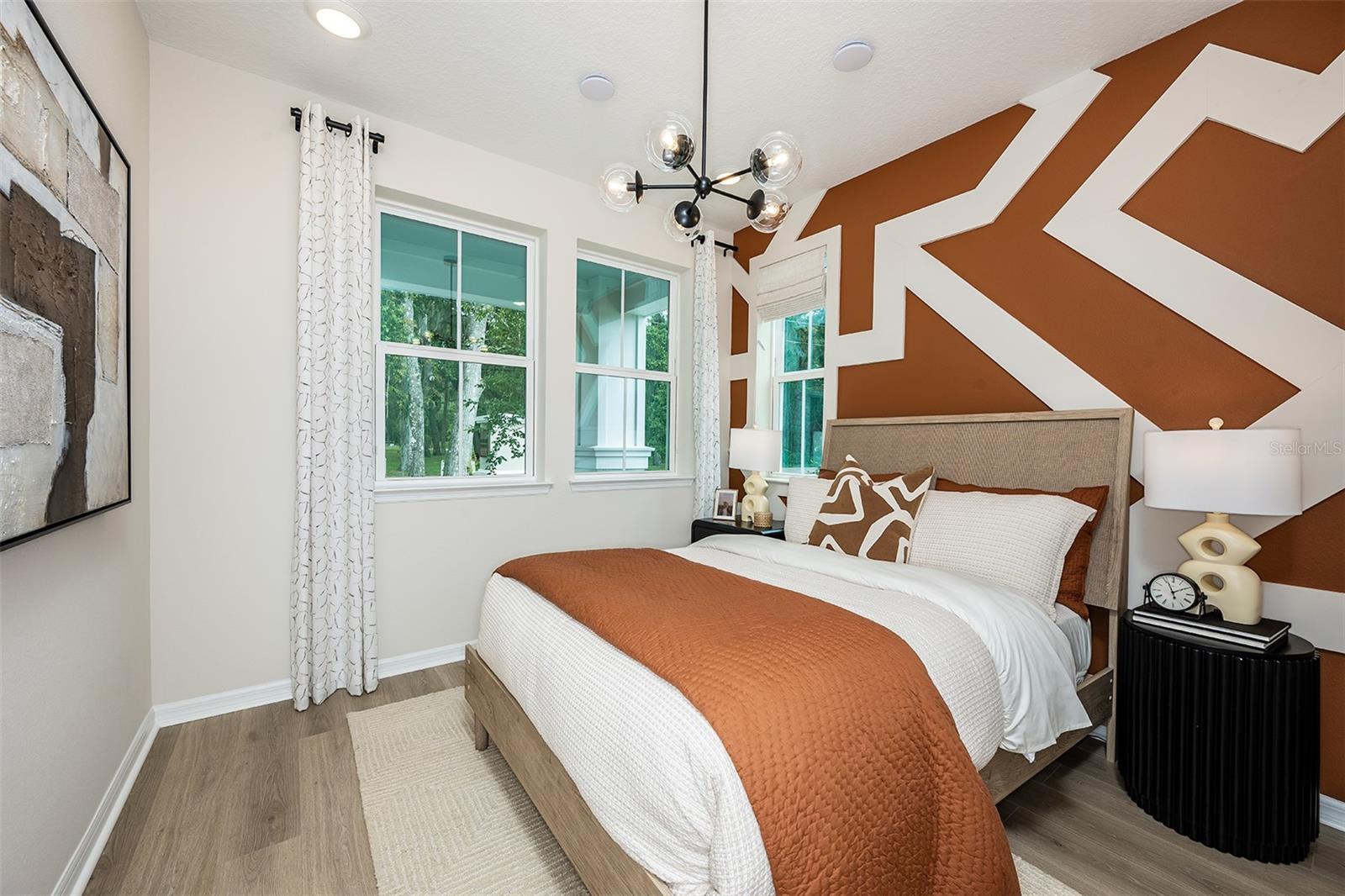 AULIN SQUARE - Residential