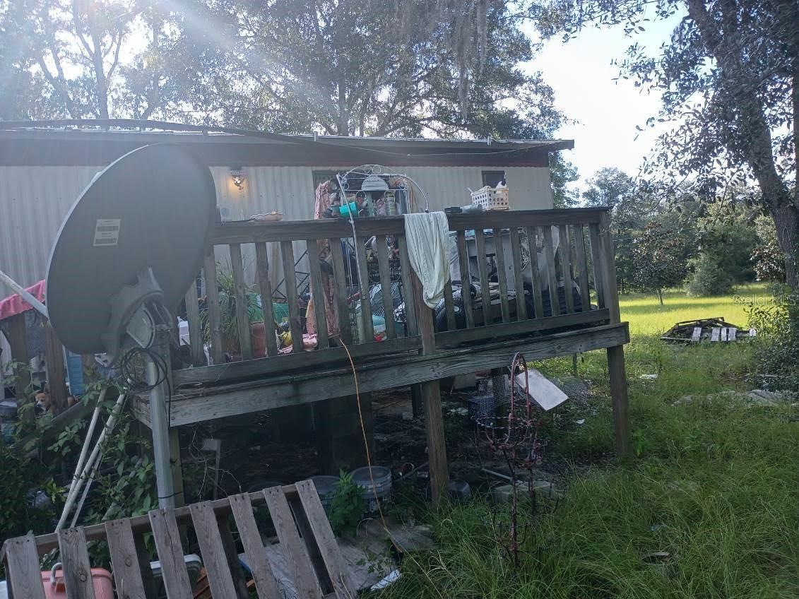 Livable MH, Utilities in Place, No Restrictions!
This 3-bedroom, 2-bath mobile home (14x80) offers 1,064 sq. ft. of living space on 5 fully usable acres, perfect for your dream homestead, new build, or modular home setup.
Property Highlights:
Built in 1987, Mobile home is livable but needs work; Major value is in the land, fencing, and existing utilities; No restrictions, build what you want, bring your cows, horses, or other animals.
Fenced lot