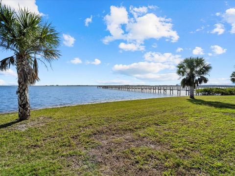 A home in PORT CHARLOTTE