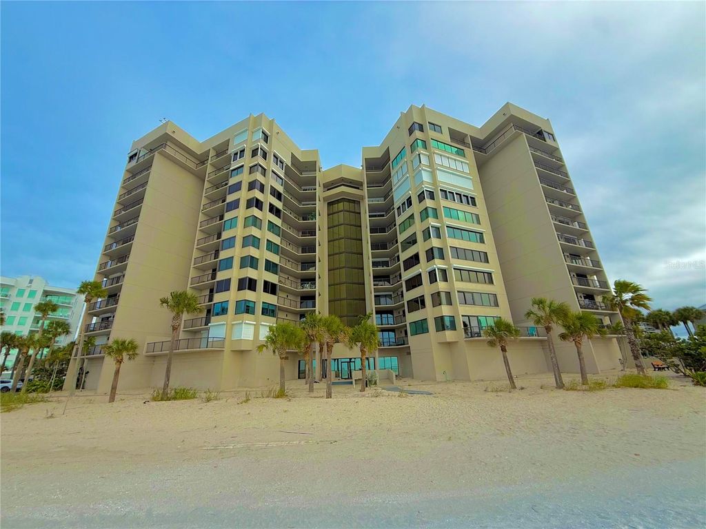 Photo of 1600 Gulf Boulevard #1112, Clearwater Beach, FL 33767 (MLS # TB8458171)