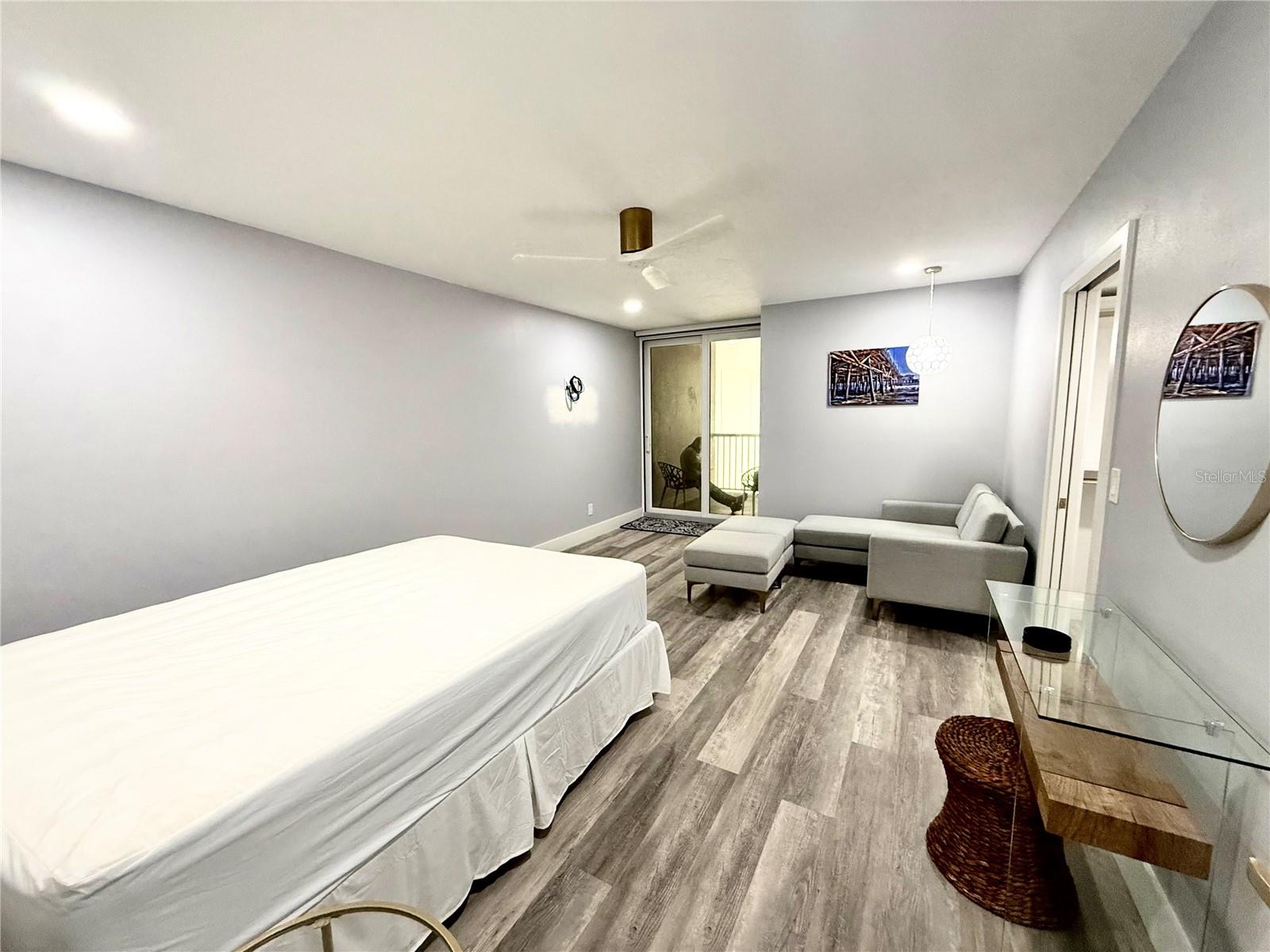 DANS ISLAND ON SAND KEY CONDO - Residential Lease