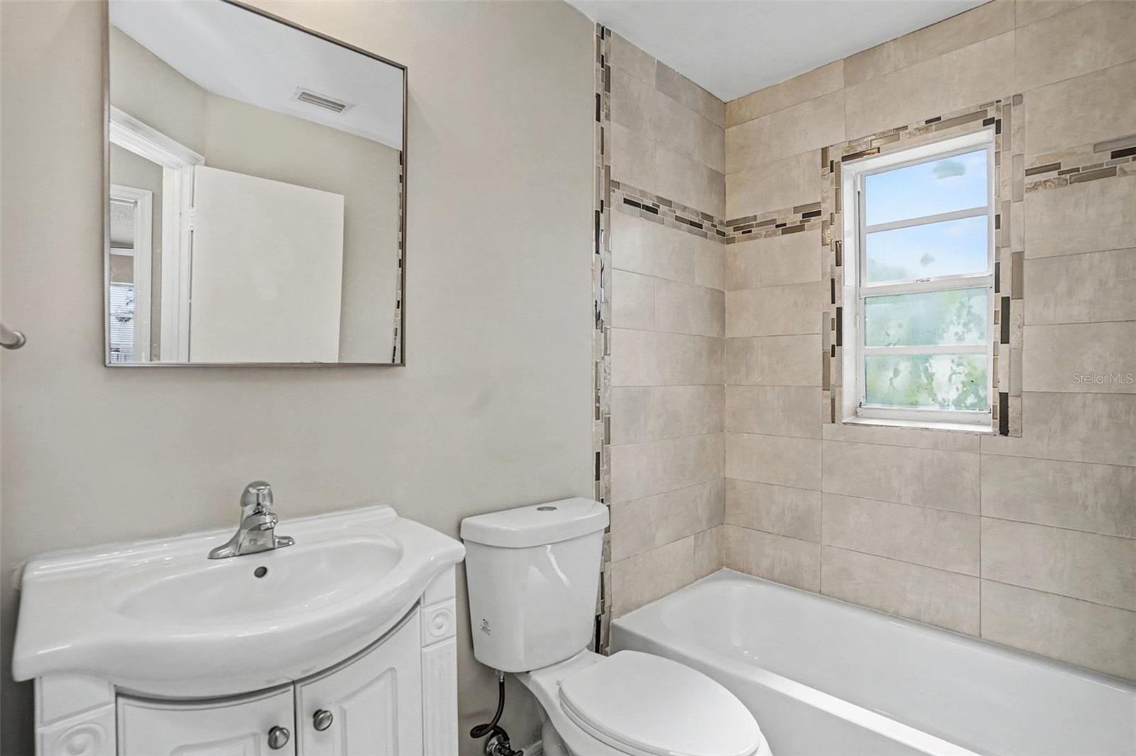 LAKEVIEW VILLAGE SEC K UNI - Residential