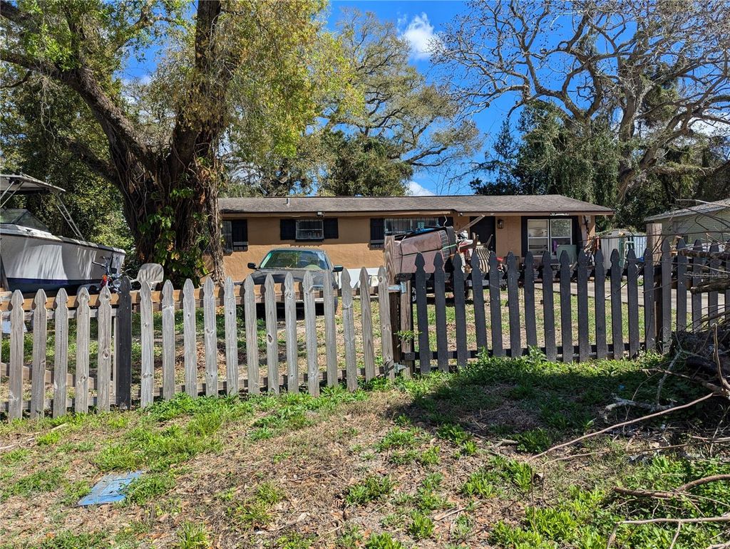 Photo of 8209 N 18th Street, Tampa, FL 33604 (MLS # TB8482850)