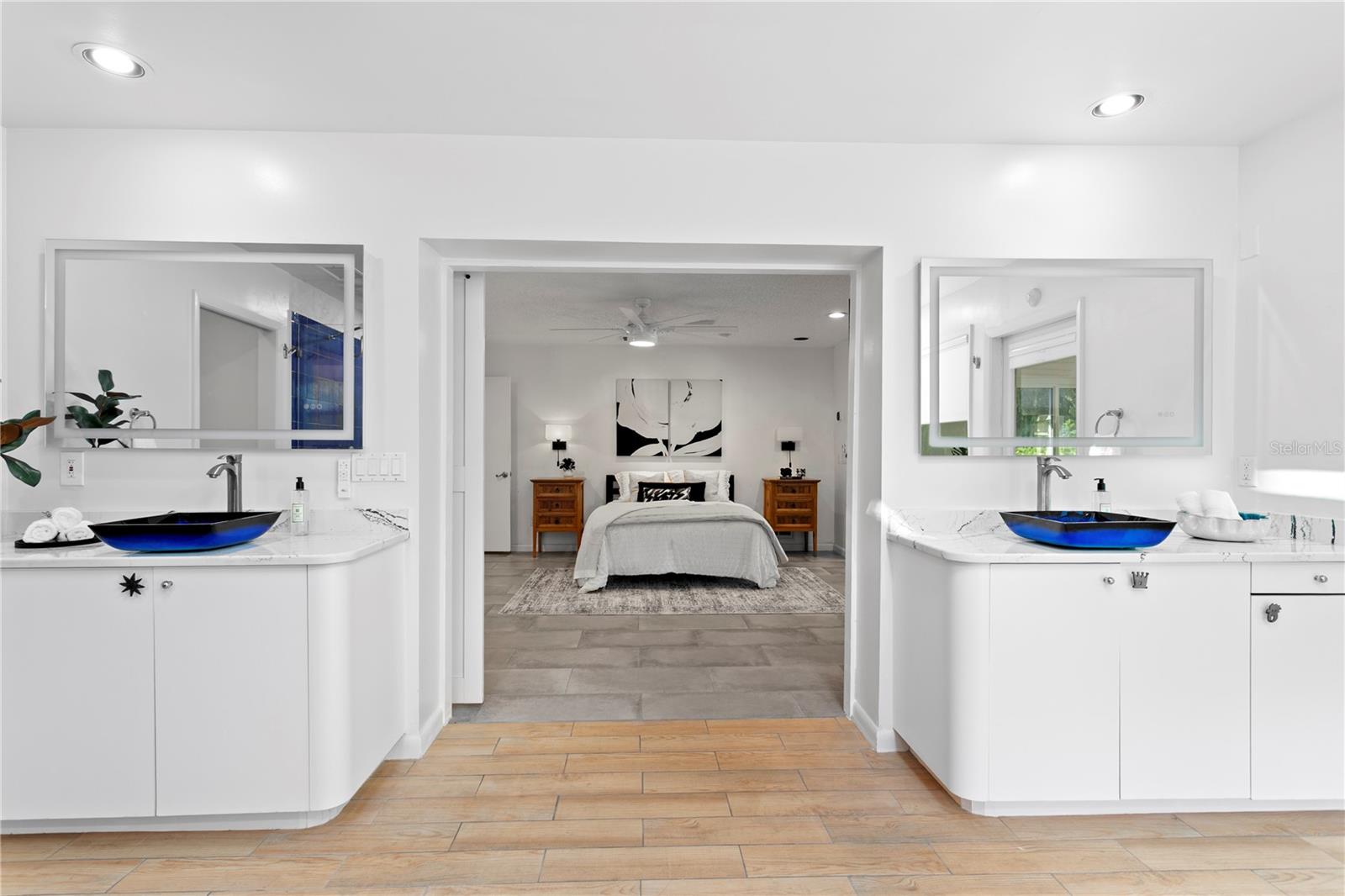 CARROLLWOOD VILLAGE SEC 1 - Residential