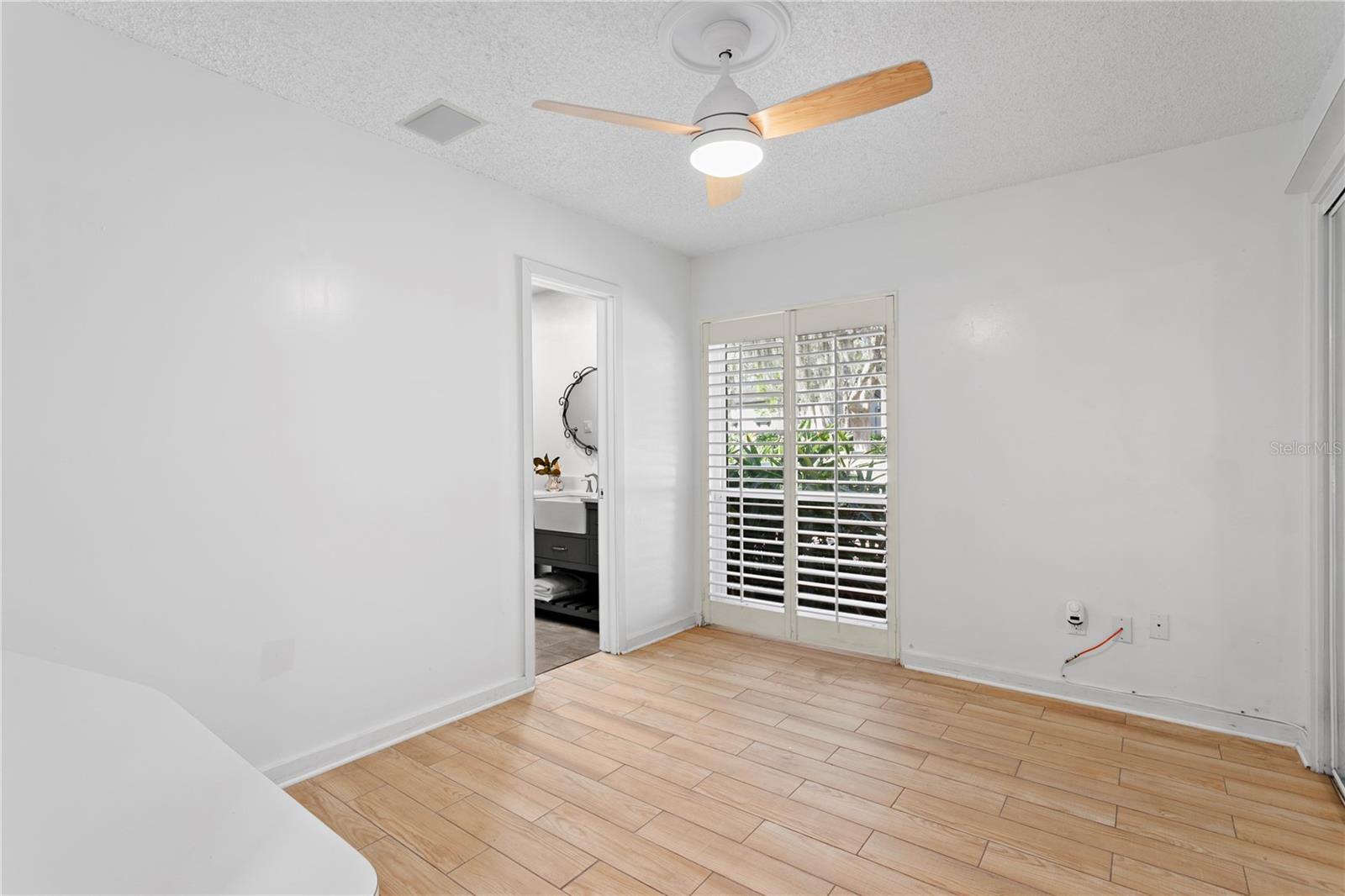 CARROLLWOOD VILLAGE SEC 1 - Residential