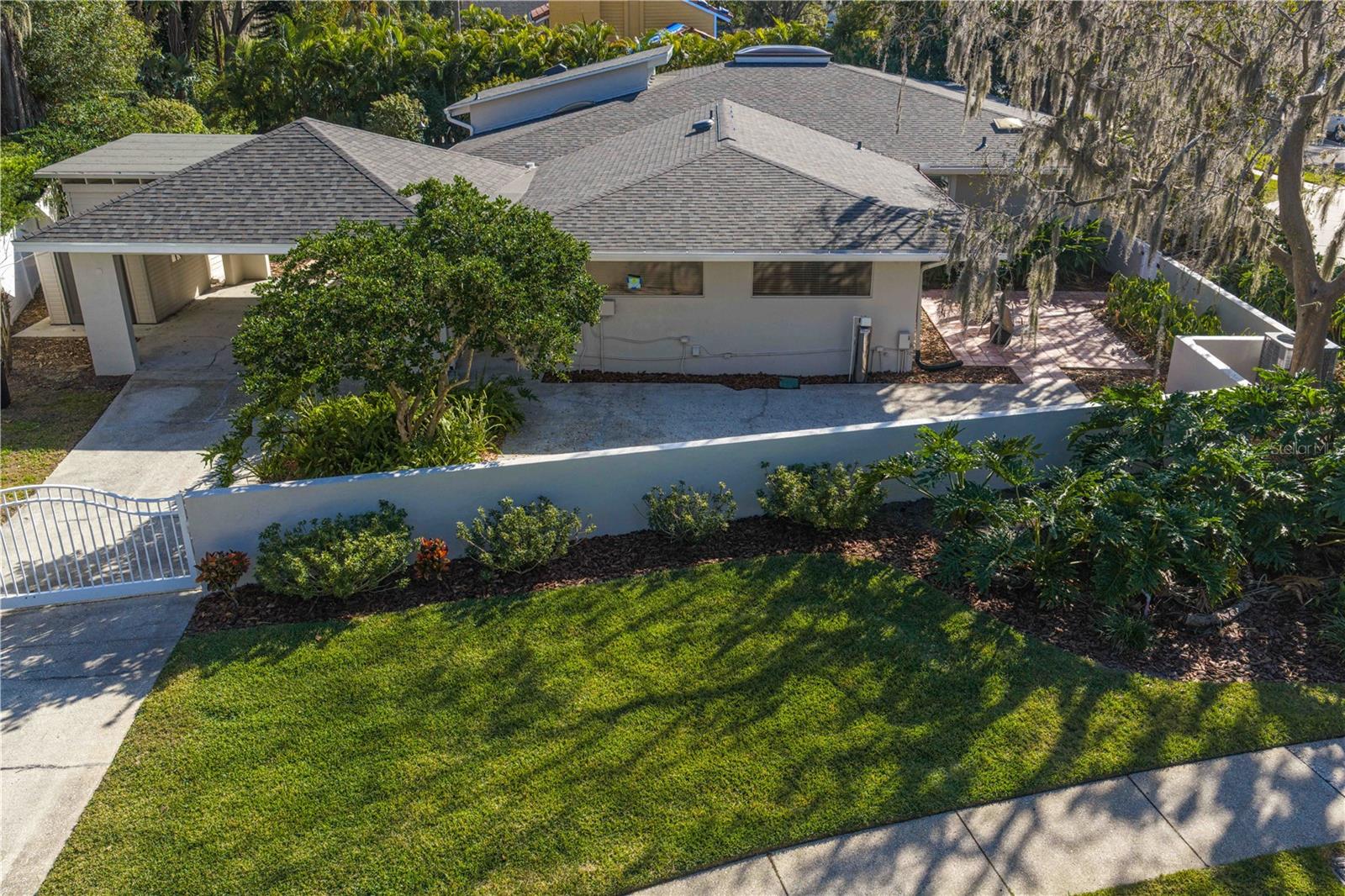 CARROLLWOOD VILLAGE SEC 1 - Residential