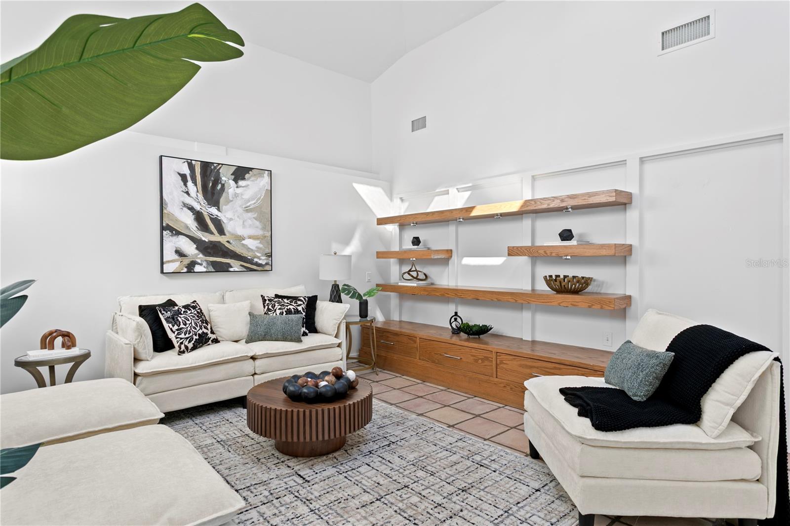 CARROLLWOOD VILLAGE SEC 1 - Residential