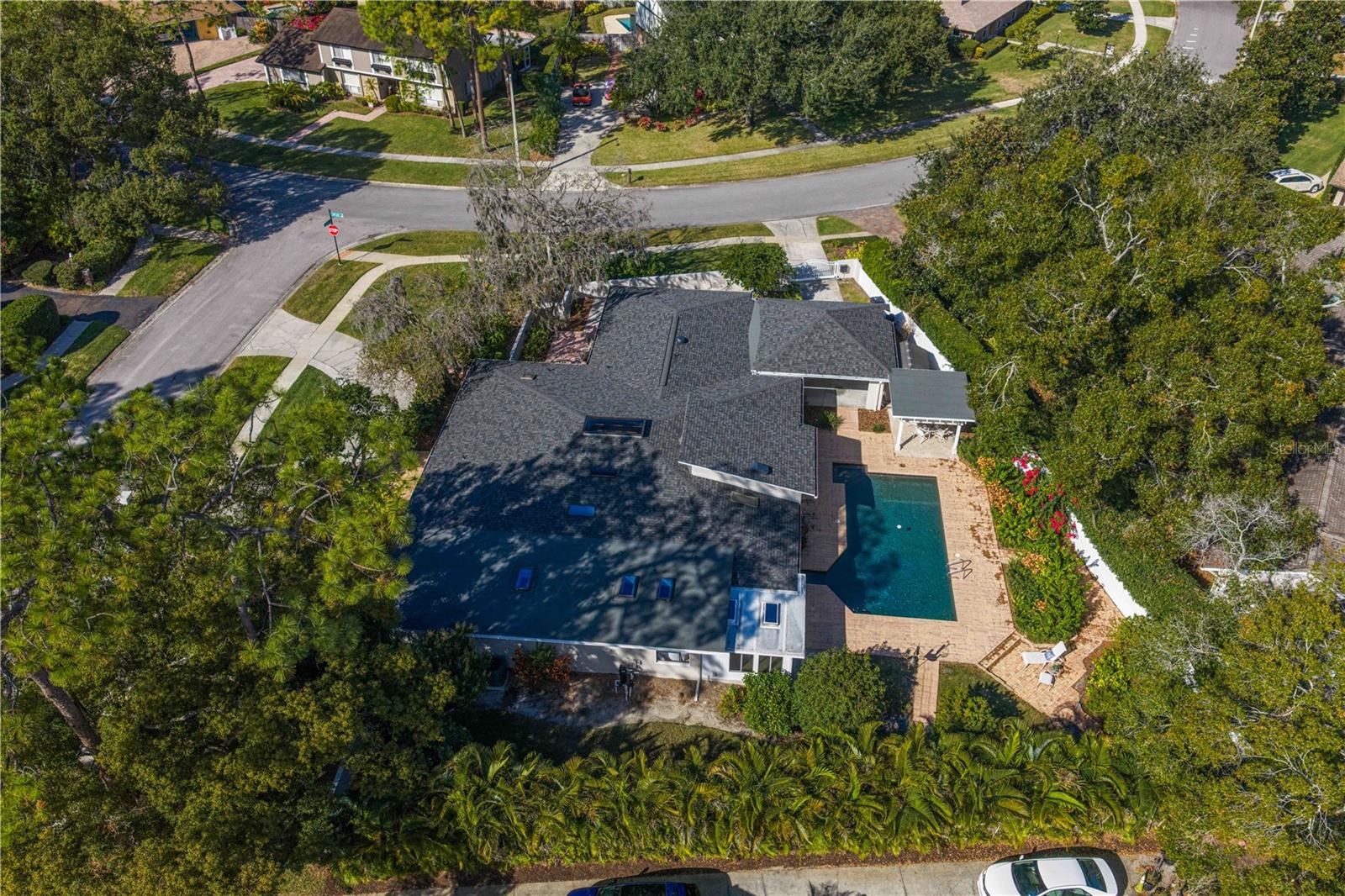 CARROLLWOOD VILLAGE SEC 1 - Residential