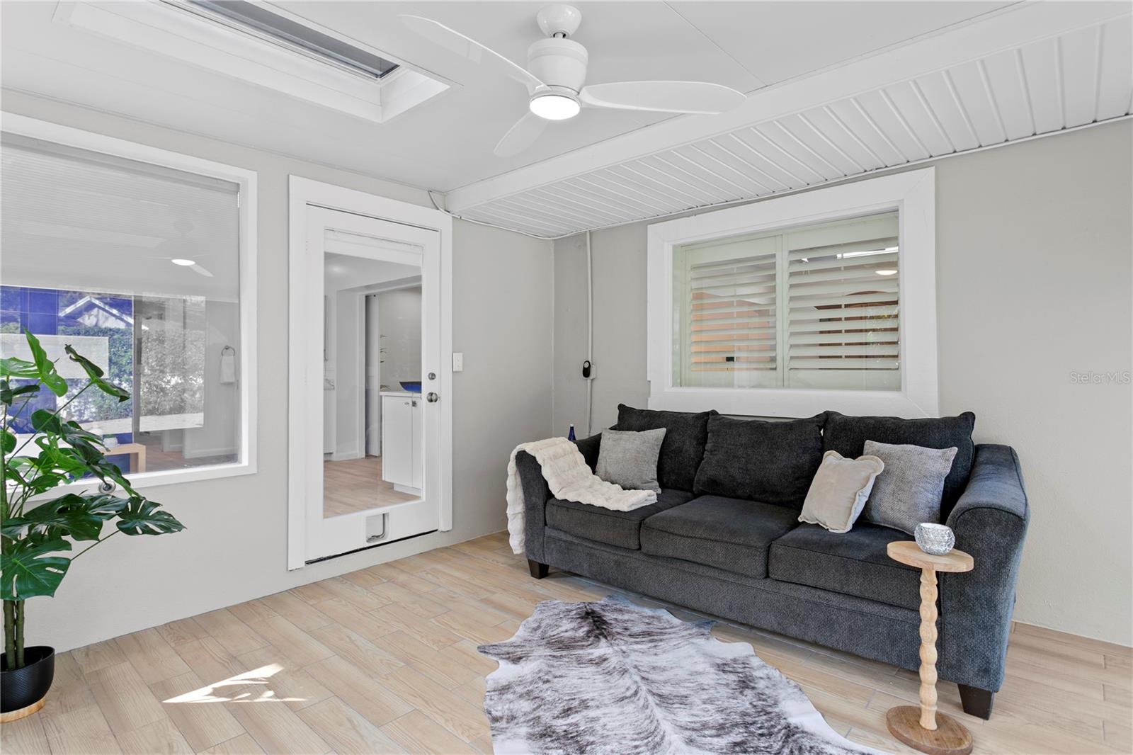 CARROLLWOOD VILLAGE SEC 1 - Residential