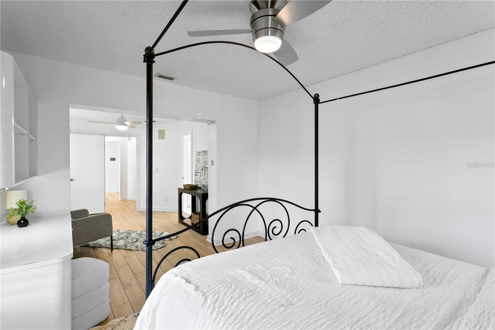 CARROLLWOOD VILLAGE SEC 1 - Residential