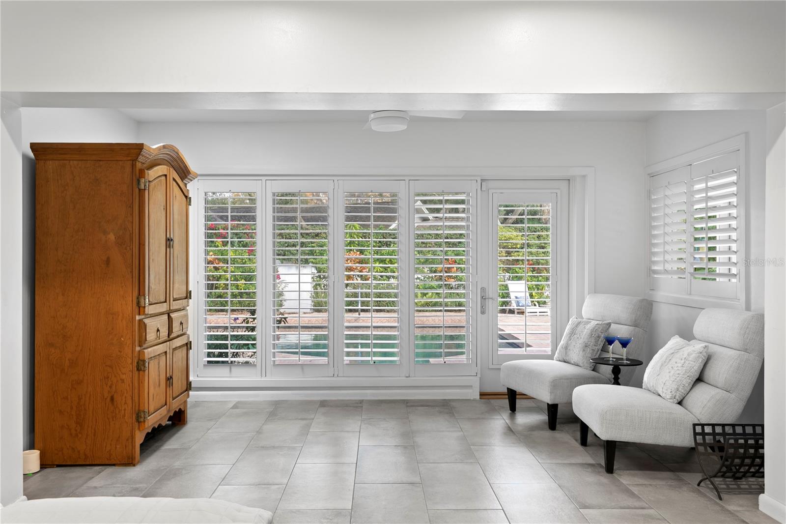 CARROLLWOOD VILLAGE SEC 1 - Residential