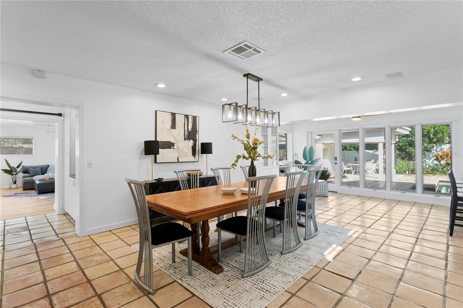 CARROLLWOOD VILLAGE SEC 1 - Residential