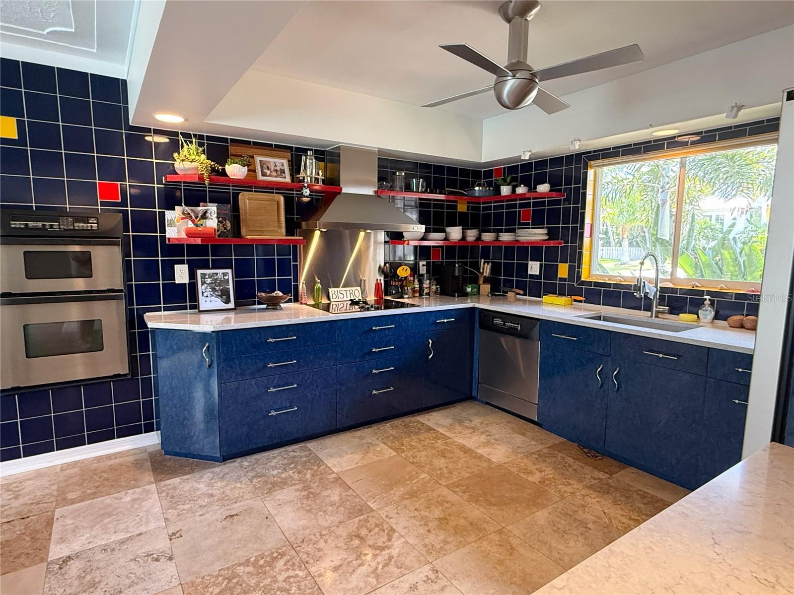 5541 CAPE AQUA DRIVE