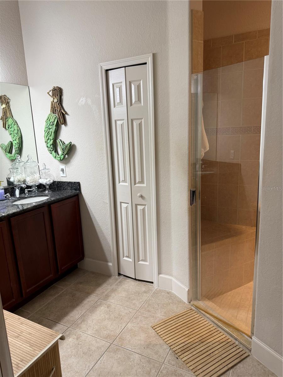 GROVELAND VILLAS AT GREEN GATE - Residential