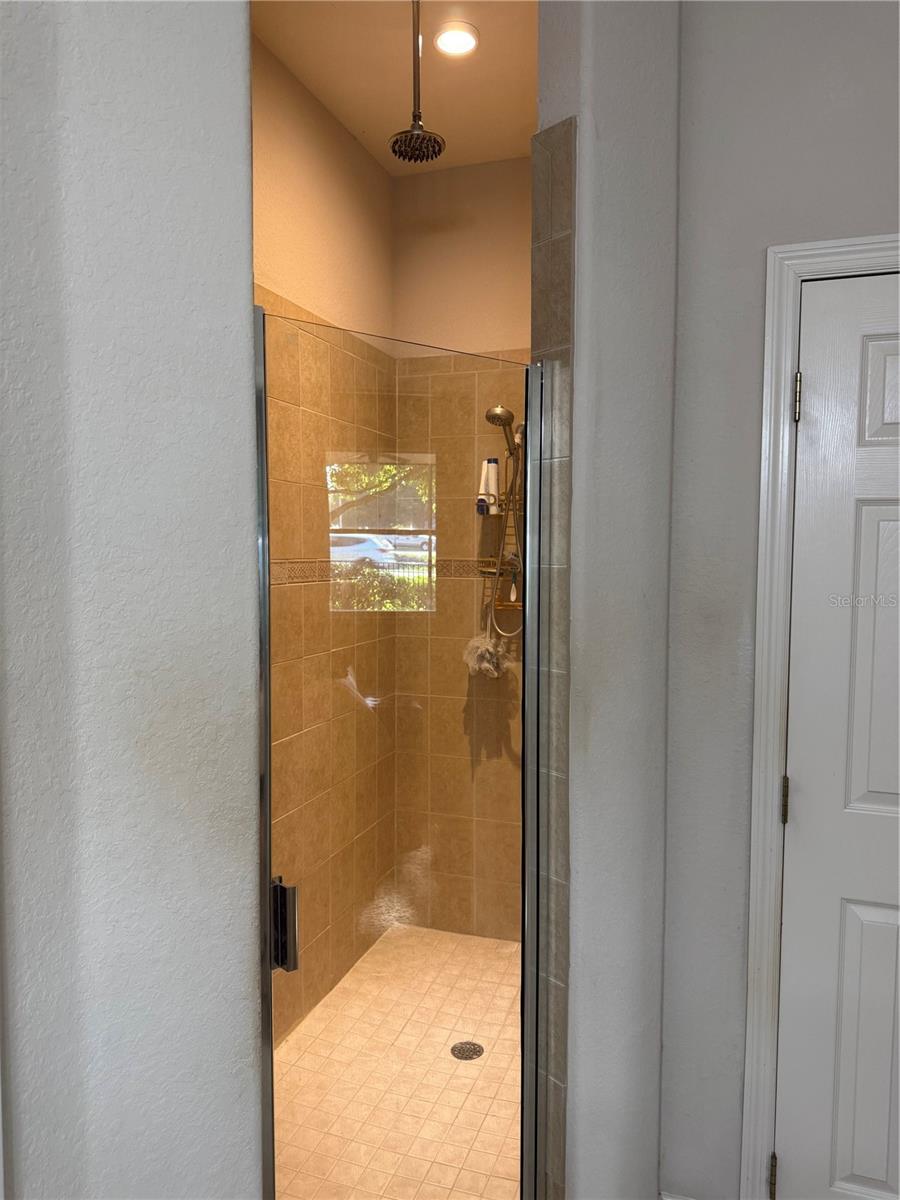 GROVELAND VILLAS AT GREEN GATE - Residential