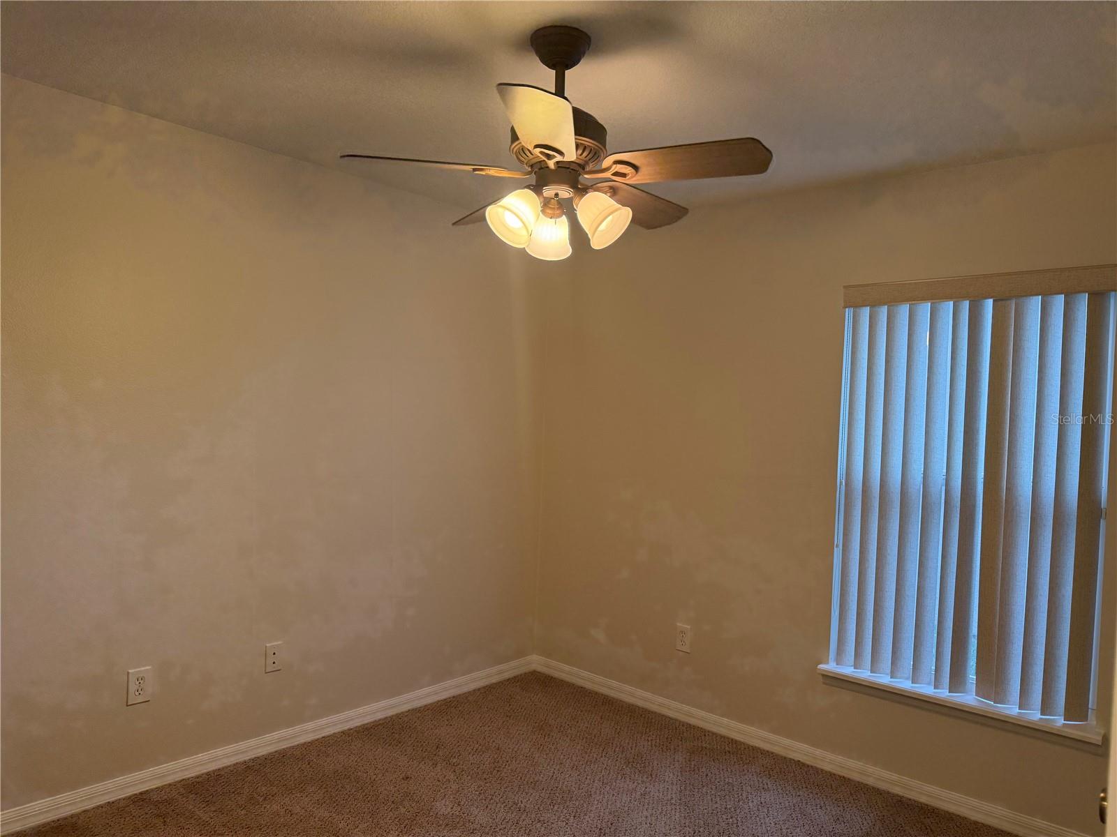 CHASE GROVES UNIT 3 - Residential Lease