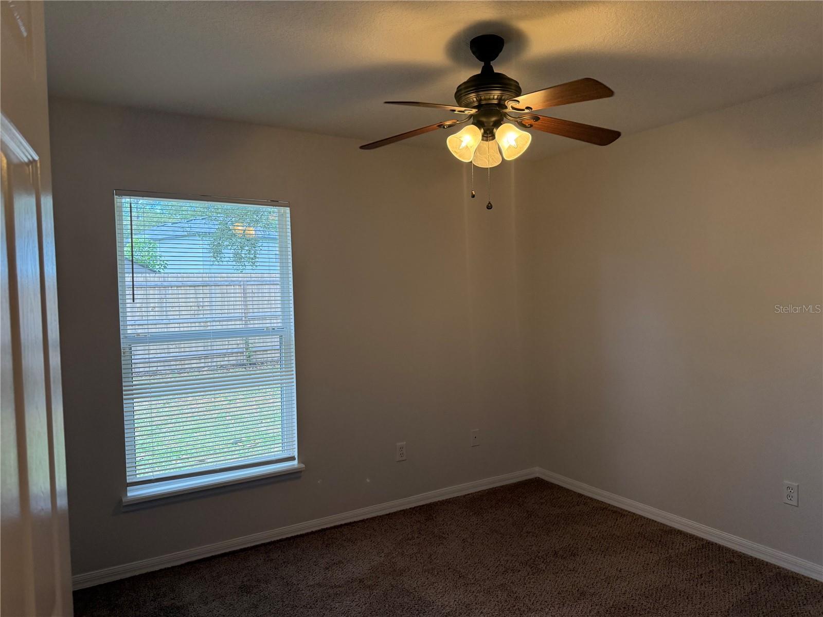 CHASE GROVES UNIT 3 - Residential Lease