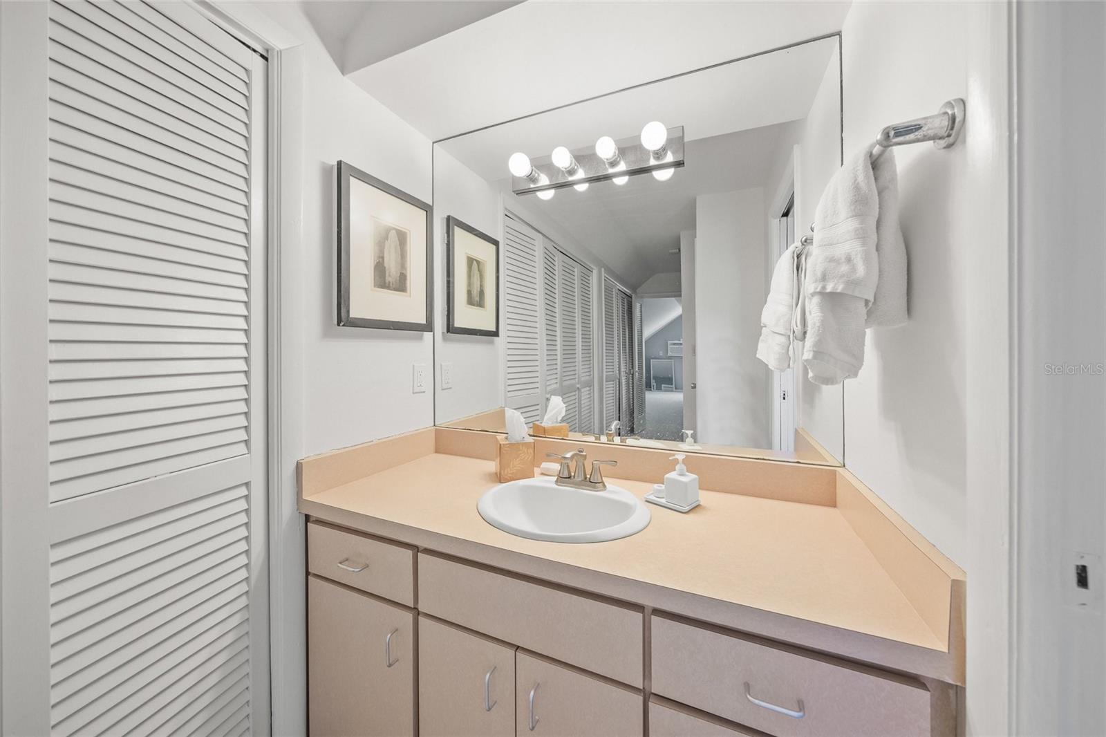 AVONDALE REP - Residential