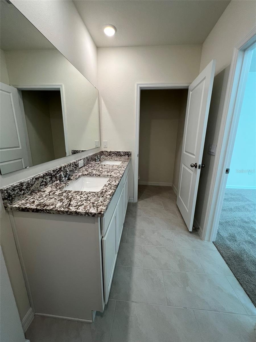 BRADBURY CREEK - Residential Lease