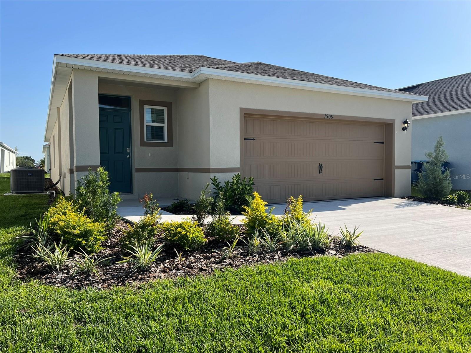 BRADBURY CREEK - Residential Lease