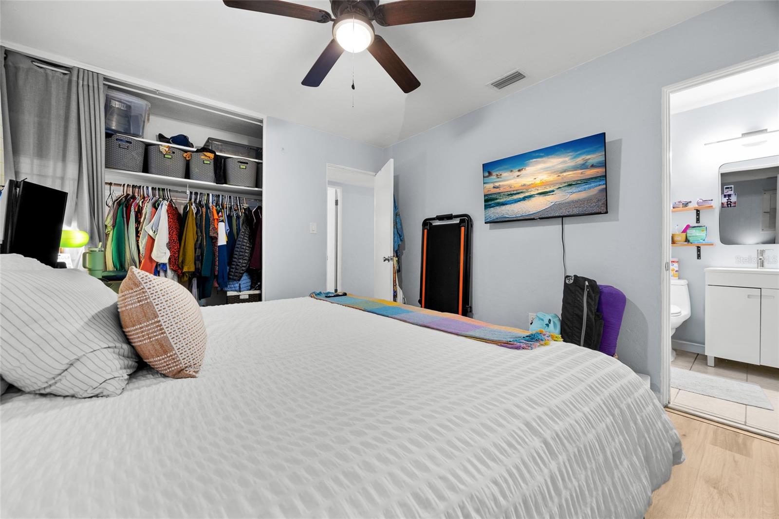 HIGHLAND COURT MANOR - Residential