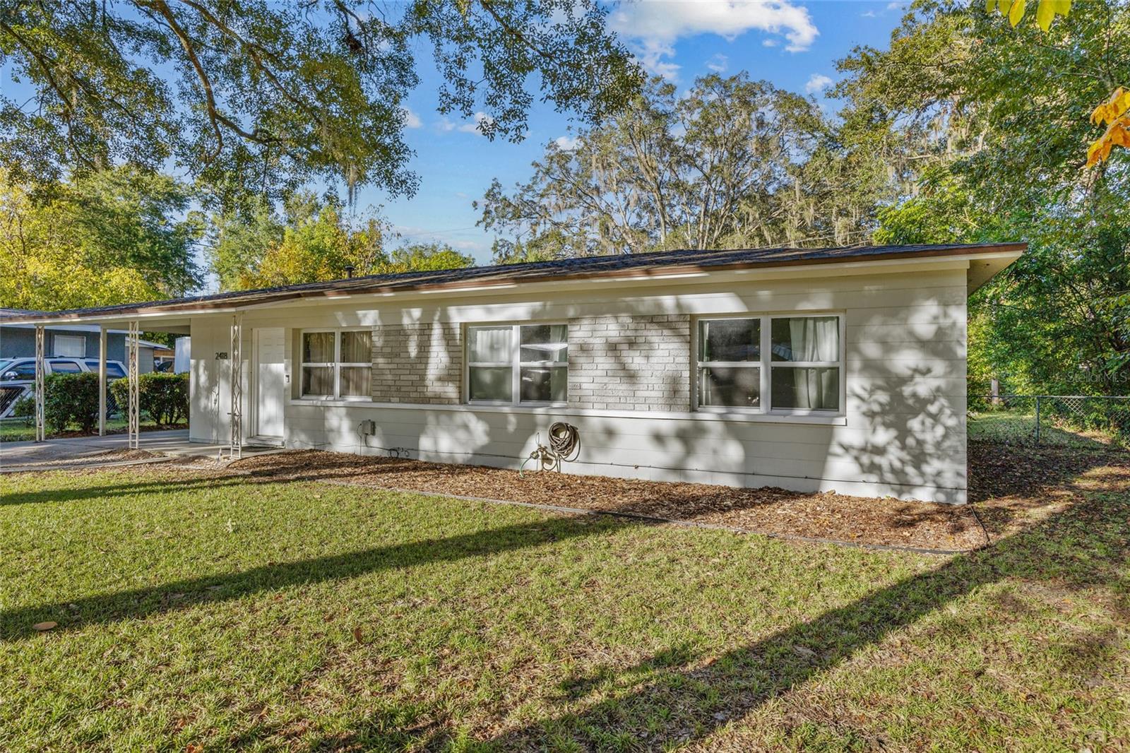 HIGHLAND COURT MANOR - Residential
